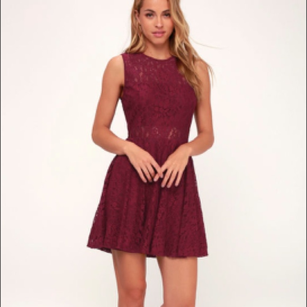Lulu’s  WINE RED LACE SKATER DRESS burgundy